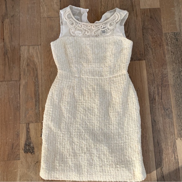Brooks Brothers Dresses & Skirts - Brooks Brothers Tweed Ivory Embellished Sheath Ivory Metallic Thread Dre…